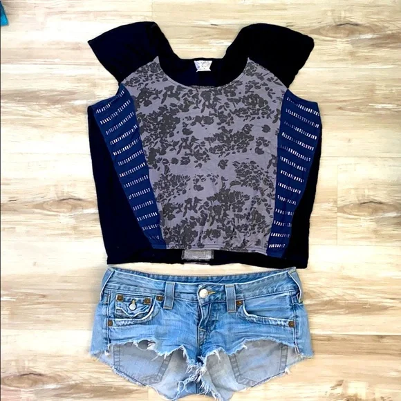 ❤️ Free People Top with Bead Detail - Picture 8 of 8